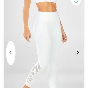 High-Waisted Mesh Powerhold 7/8 Leggings